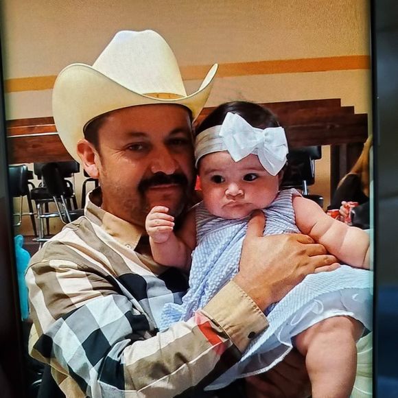 Meet your Posher, Juan - Picture 1 of 1